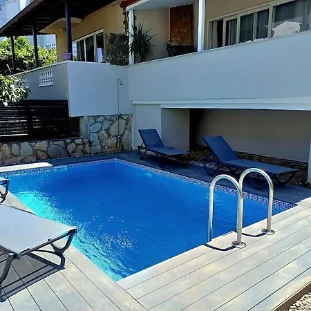 Limon Marmaris'de Oezel Havuzlu Вилла Мармарис